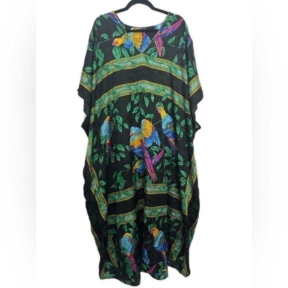 Vintage 1970s RESORT WEAR Colorful Tropical Birds Flowy Silky Summer Kaftan 2